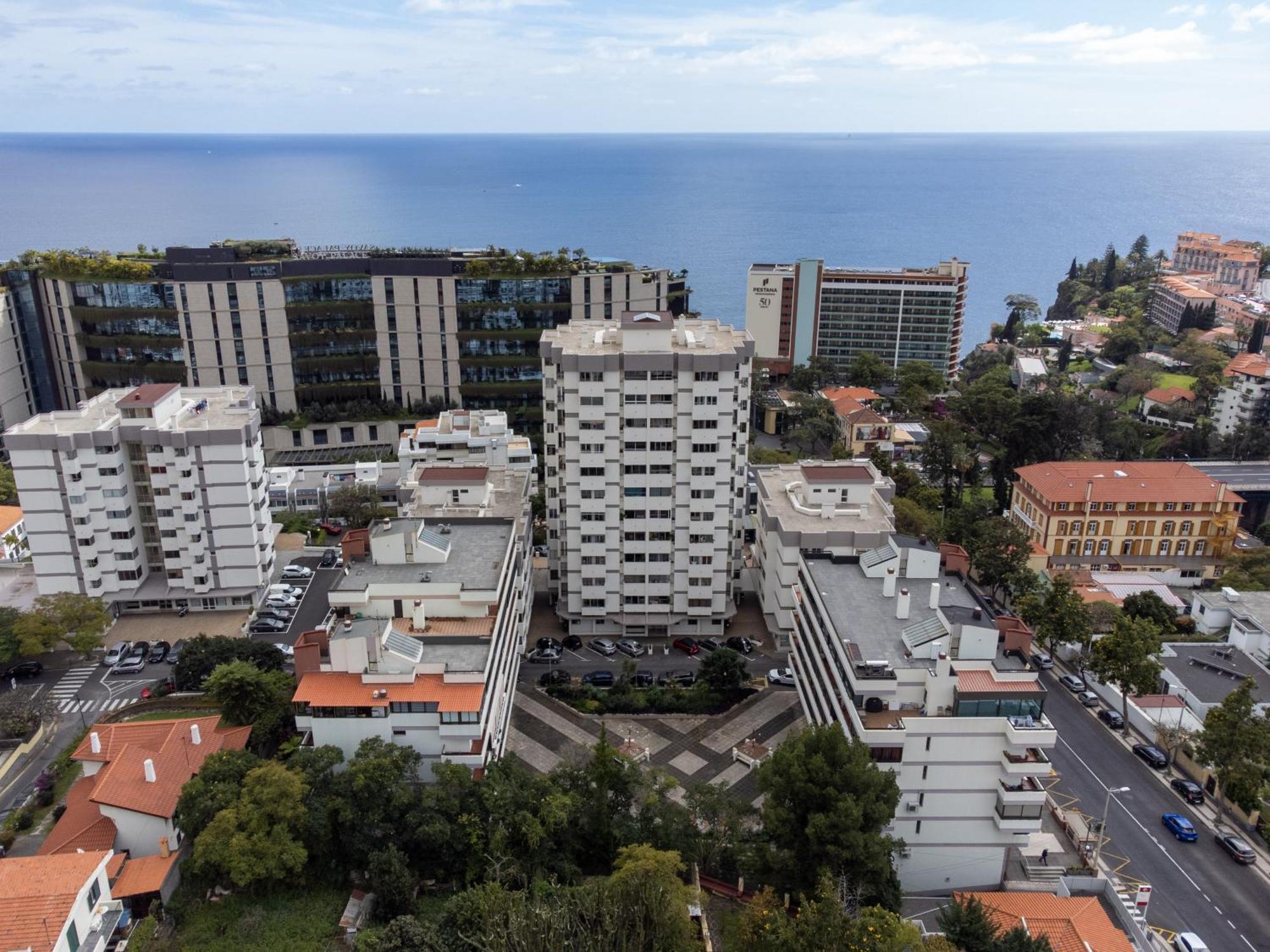 Social Lodge - Hollywood Funchal  Buitenkant foto